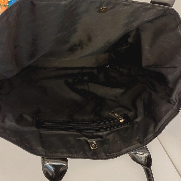 New Versace Parfums purse Large - Picture 8 of 16